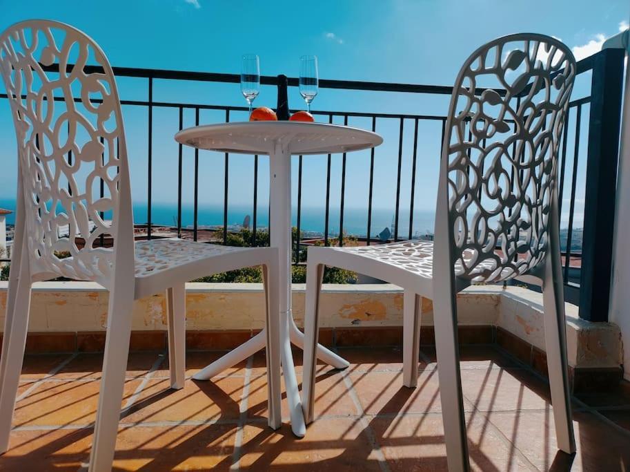 Private Pool 'Villa Vibe Tenerife' Sunset & Ocean View Chayofa Extérieur photo