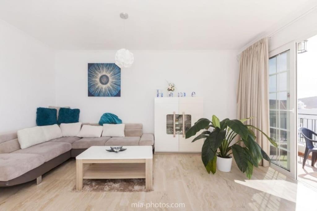 Private Pool 'Villa Vibe Tenerife' Sunset & Ocean View Chayofa Extérieur photo